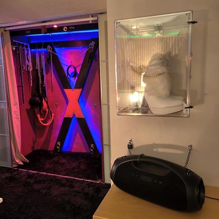 Love-Room Discret 40 M2 Bormes Les Mimosas Village Avec Terrasse Exterior photo