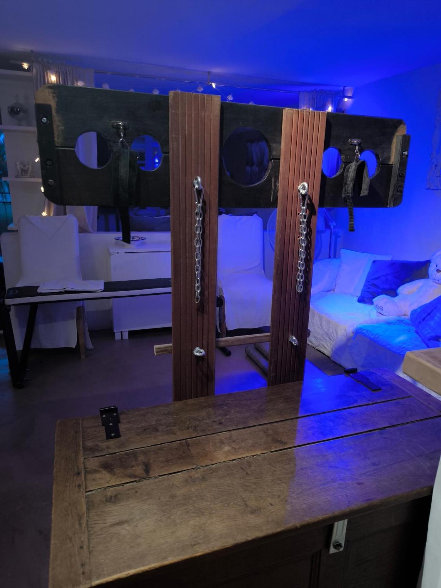 Love-Room Discret 40 M2 Bormes Les Mimosas Village Avec Terrasse Exterior photo