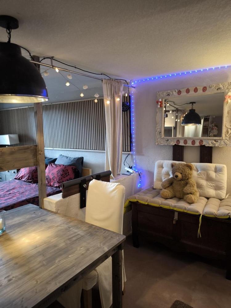 Love-Room Discret 40 M2 Bormes Les Mimosas Village Avec Terrasse Exterior photo